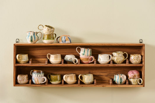 Væghylde m/2 hylder 16 rum UNIKA