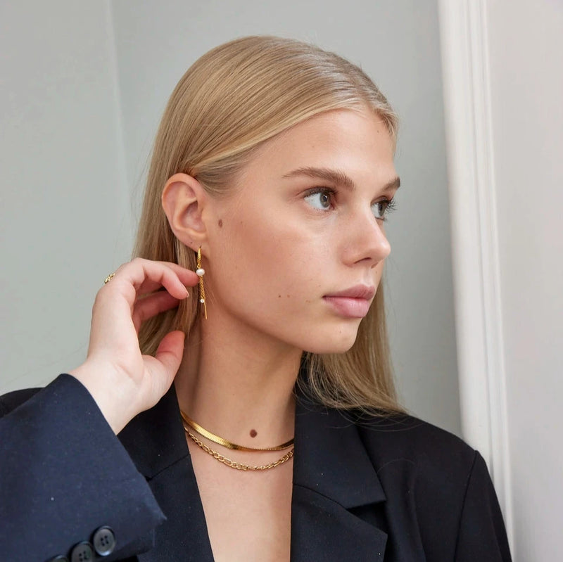 MALOU PEARL ØRERINGE Guld