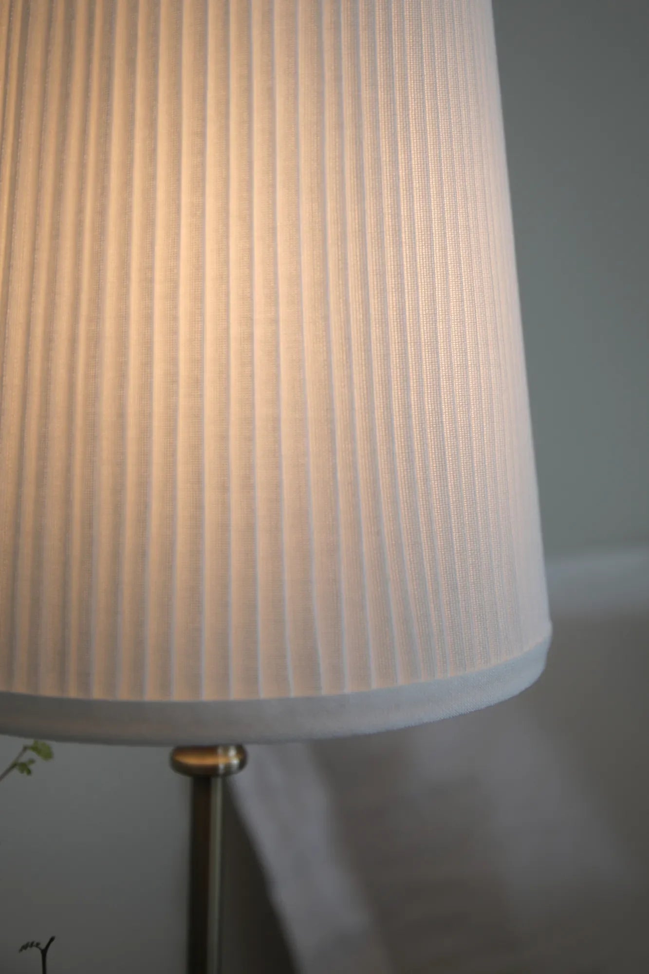 Noble Table Lamp Brass 56 cm