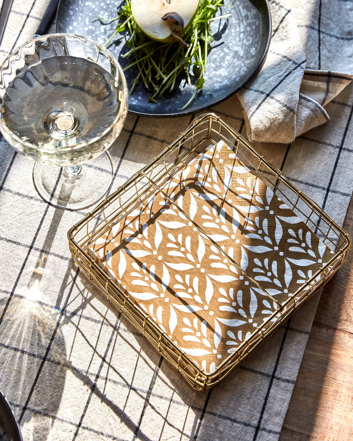 Napkin basket