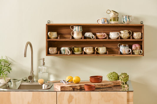 Væghylde m/2 hylder 16 rum UNIKA