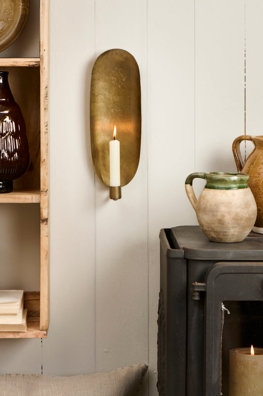 Vægstage buet bagside