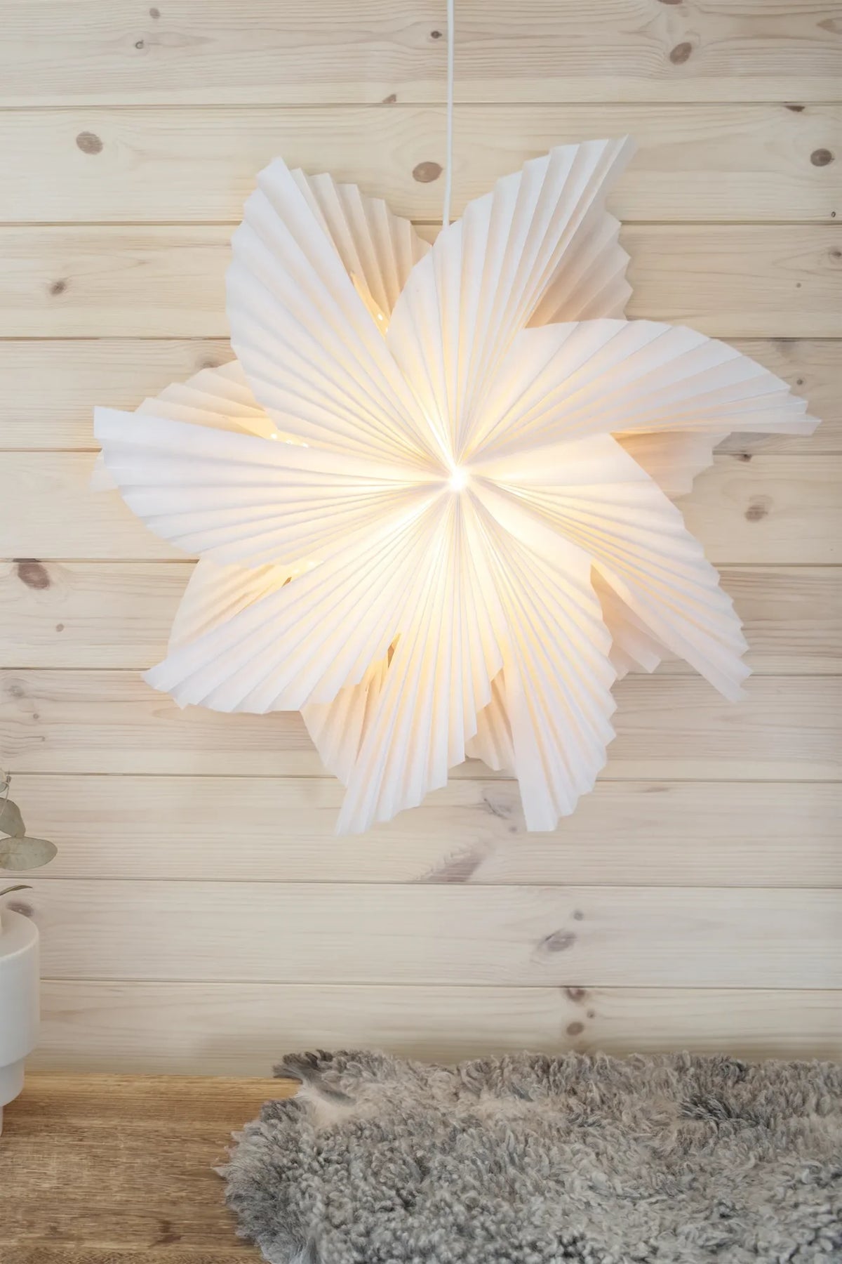 NOOMI PENDANT STAR 60 WHITE