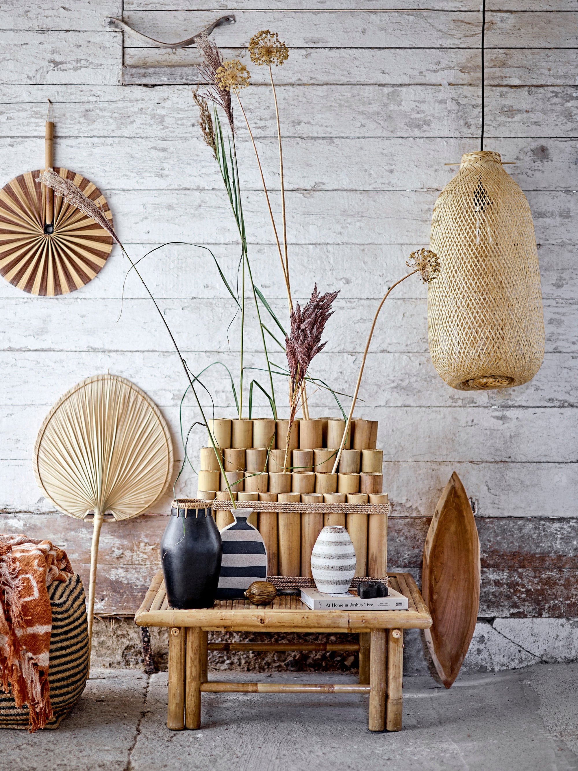 Oumou Vægdekoration