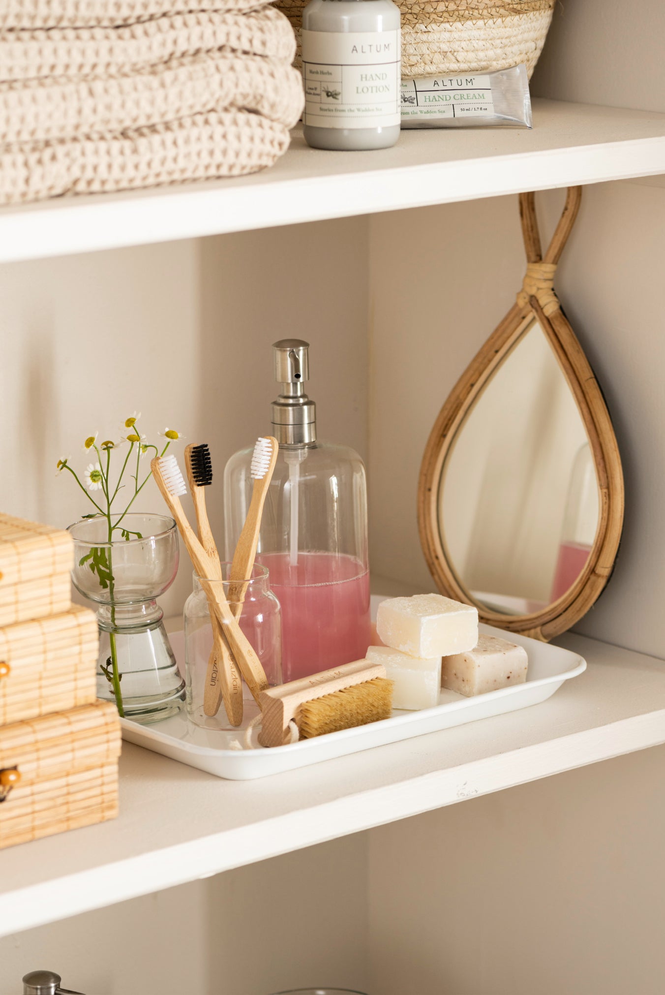 Håndspejl m/bambuskant