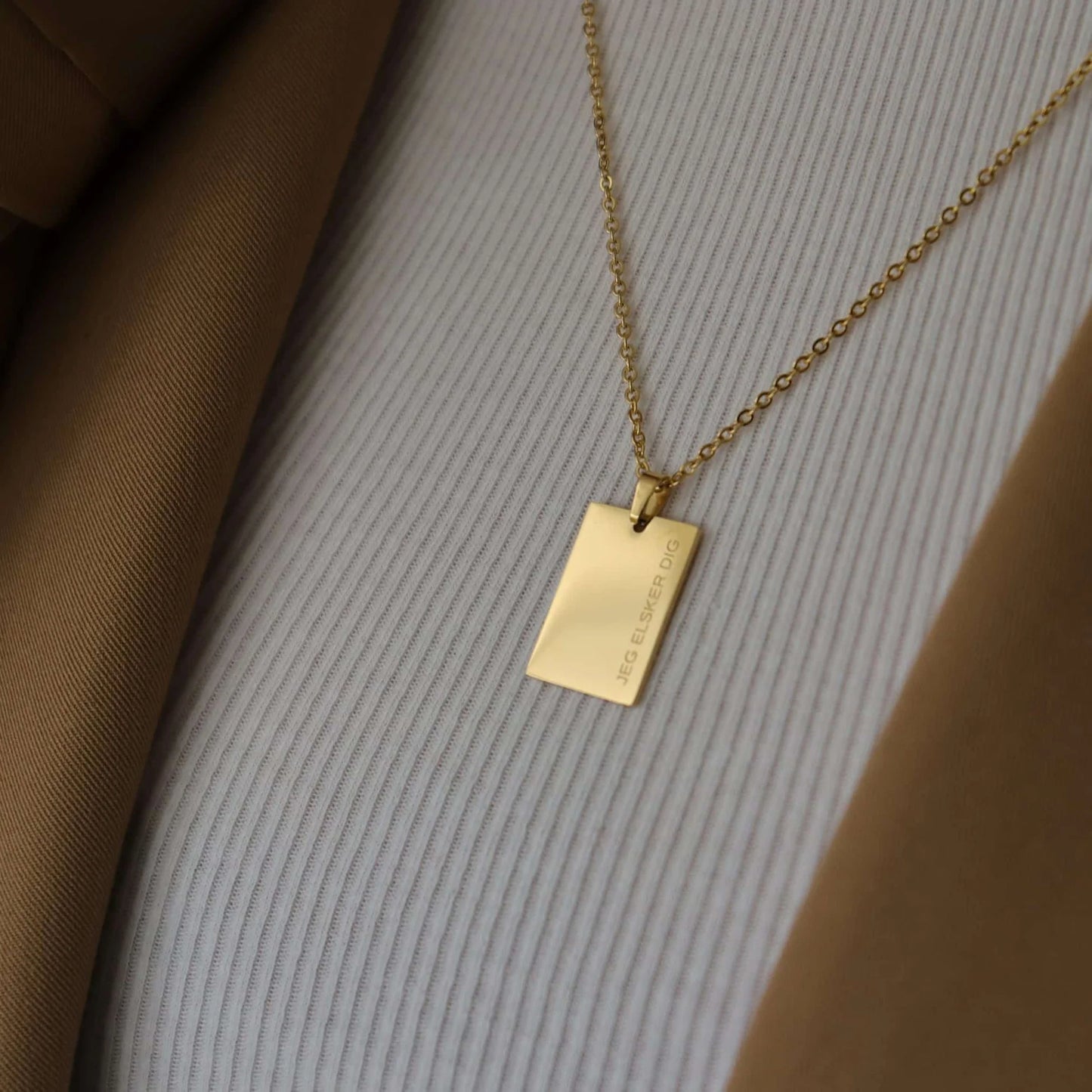 ‘Jeg Elsker Dig’ Halskæde 18k Forgyldt vandfast