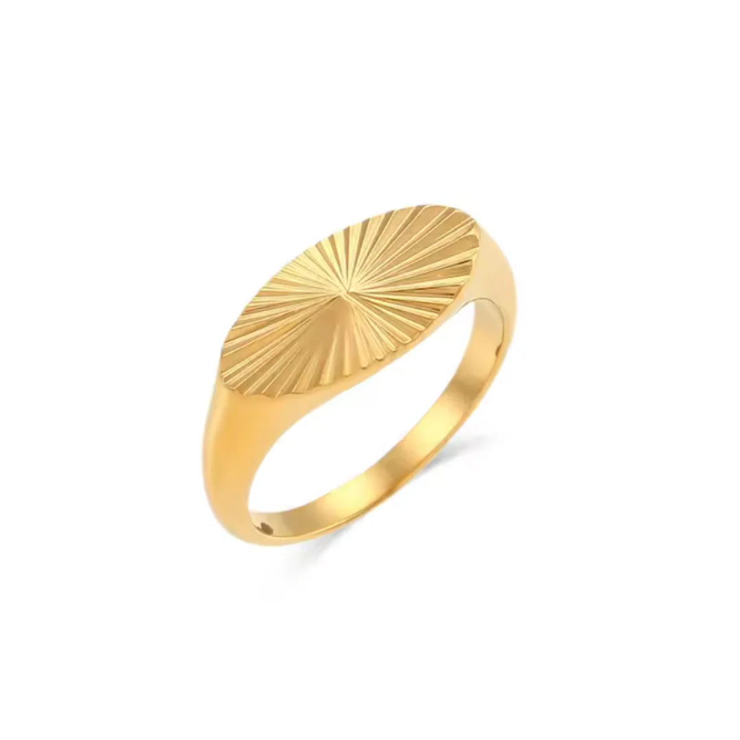 Oval signet sunlight ring 18K Forgyldt