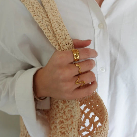 Wavy Ring Guld vandfast
